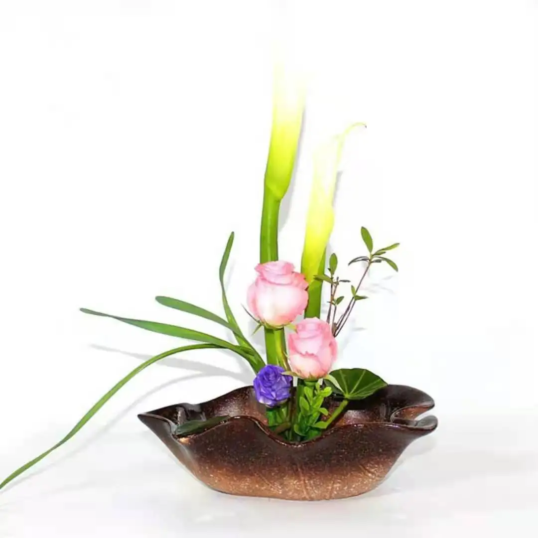 

Japanese Style Flower Arrangement Ceramic Flower Plate Vintage Tabletop Decorative Ornaments Flower Pot Lotus Leaf Style Vases