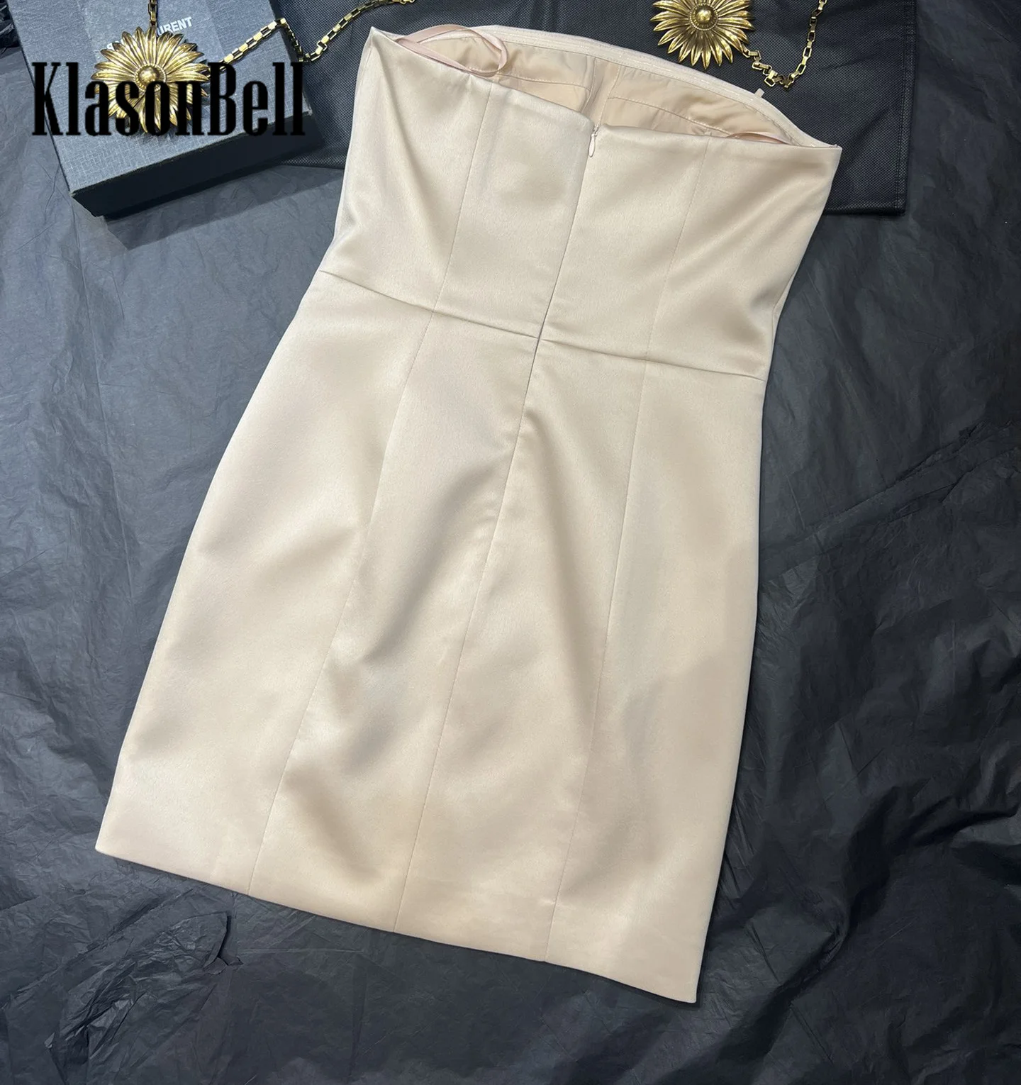 8.2 KlasonBell Women Personality Fashion Strapless Acetate Silk Blend Dress Sexy Party Collect Waist Spliced Package Hip Dress