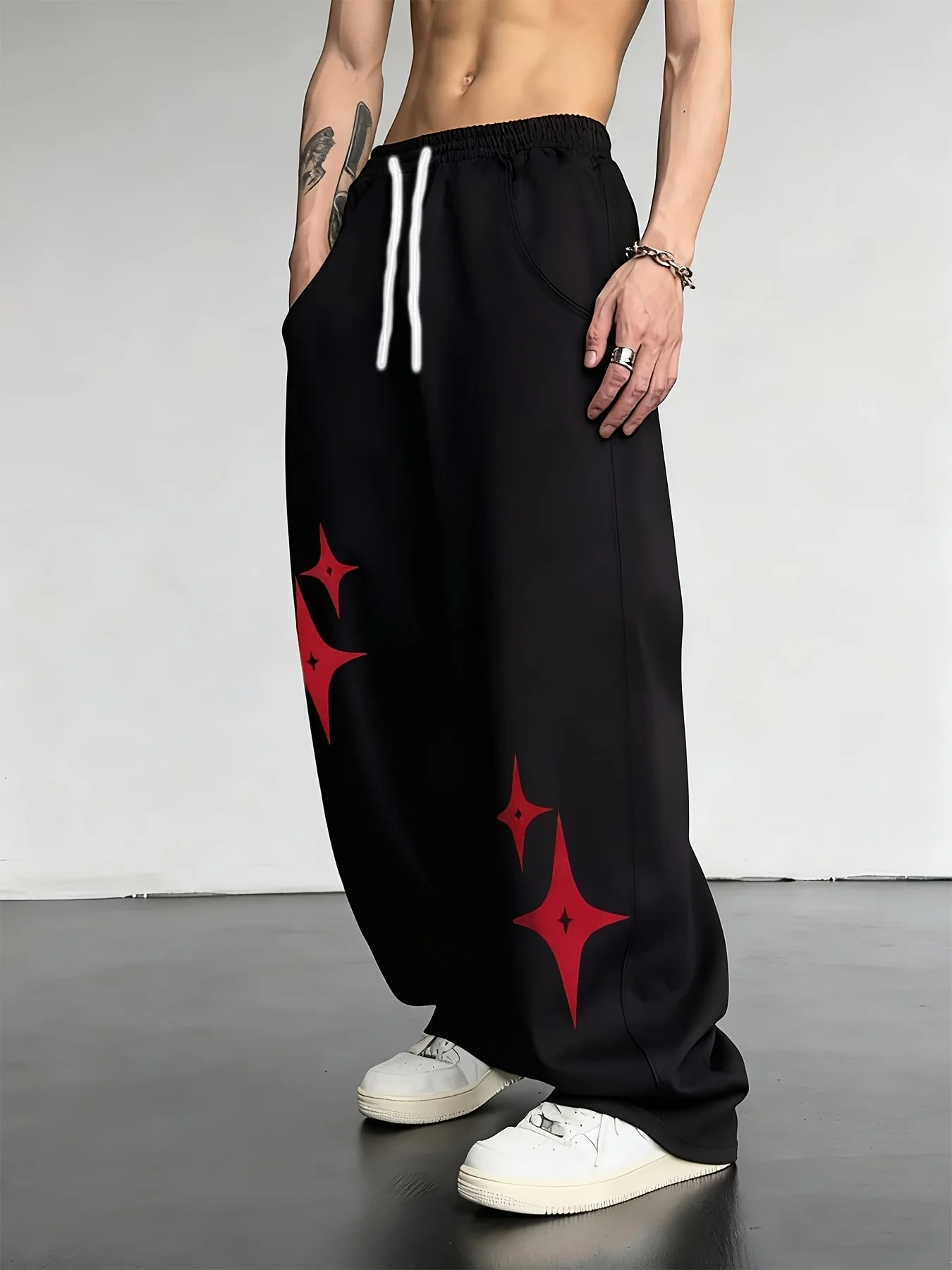 

Летние детские быстросохнущие свободные брюки 2026 года, черные с красным принтом в виде звезд, на шнурке, с эластичным поясом, модные повседневные уличные штаны