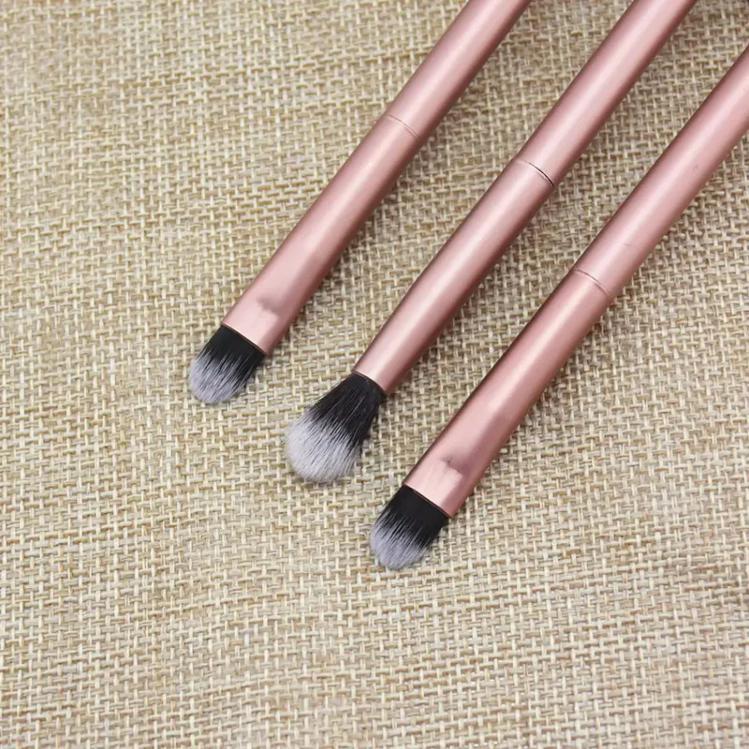 Double Head Concealer Brush with 1 Sheet of Aluminum Pipe