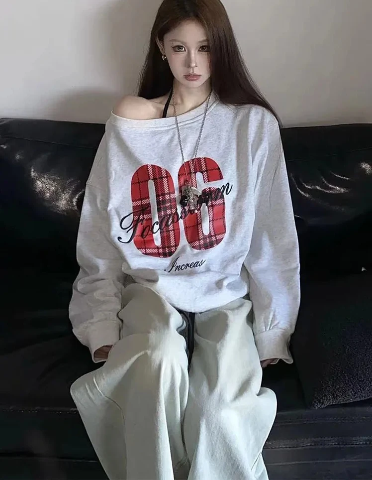 

Sport Casual T shirt Women Long sleeve Off shoulder Top Back School Vintage Basic Tees Autumn Winter New