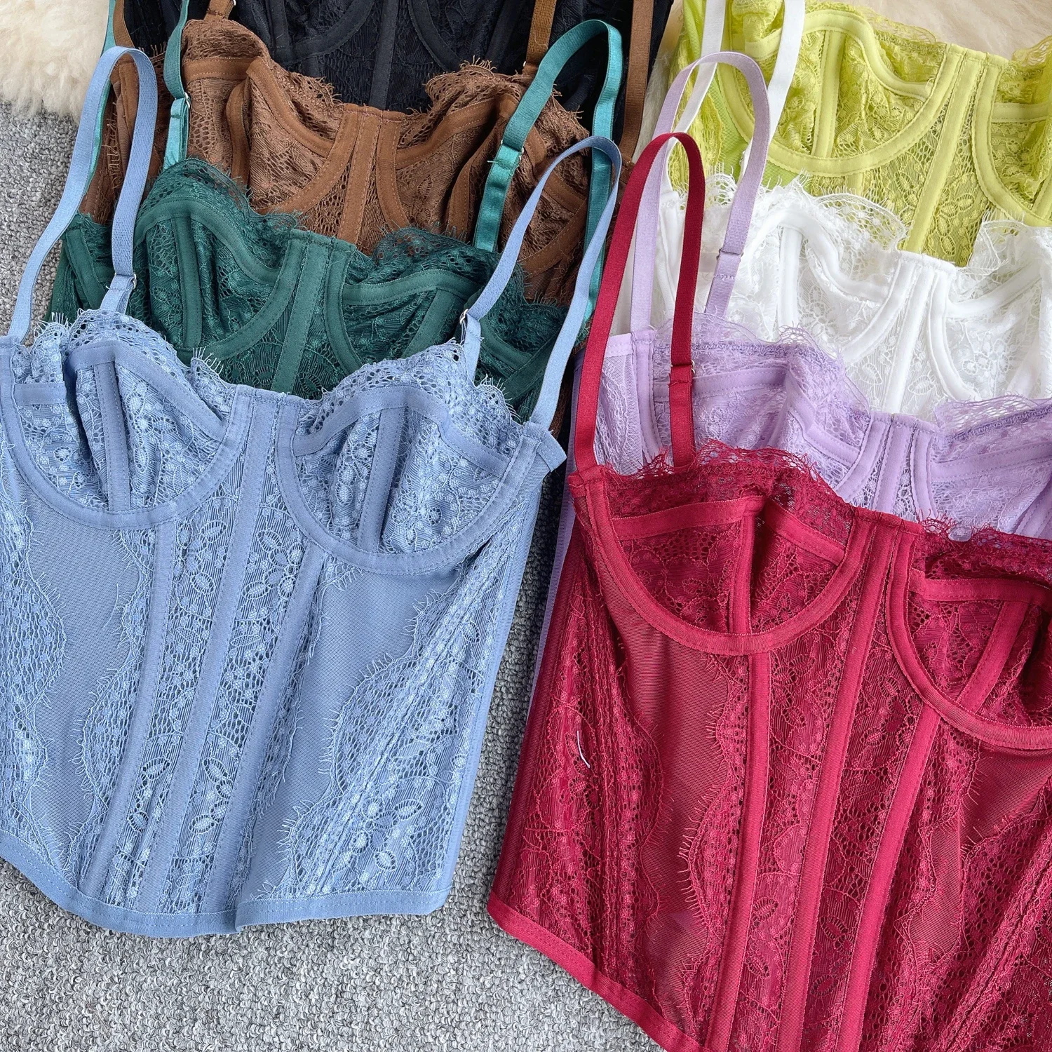 Chic Sweet Lace Camis Fashion Tank Top Basic Slim Crop Top Sexy Corset Bustier Summer hotsweet Women vintage Tops Ins