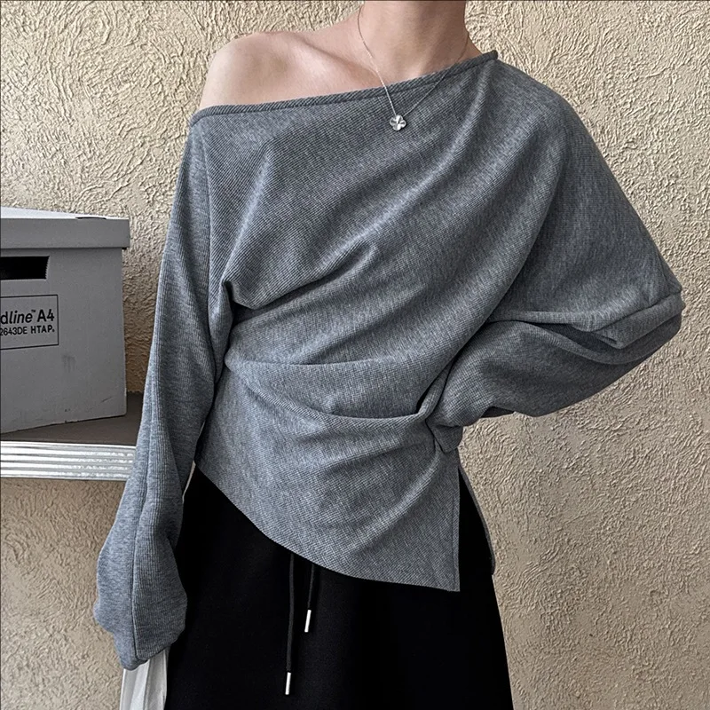 

Autumn new irregular sloping shoulder hoodie women's pleated top