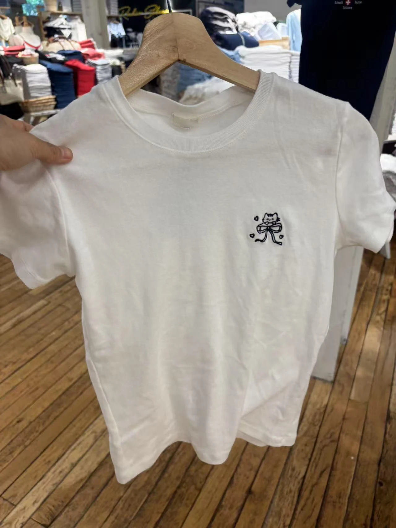 

New Bow Cat Embroidery T-shirt Women White Round Neck Slim Short Sleeve Tees Female Casual Sweet Cute Cotton Crop Top Summer