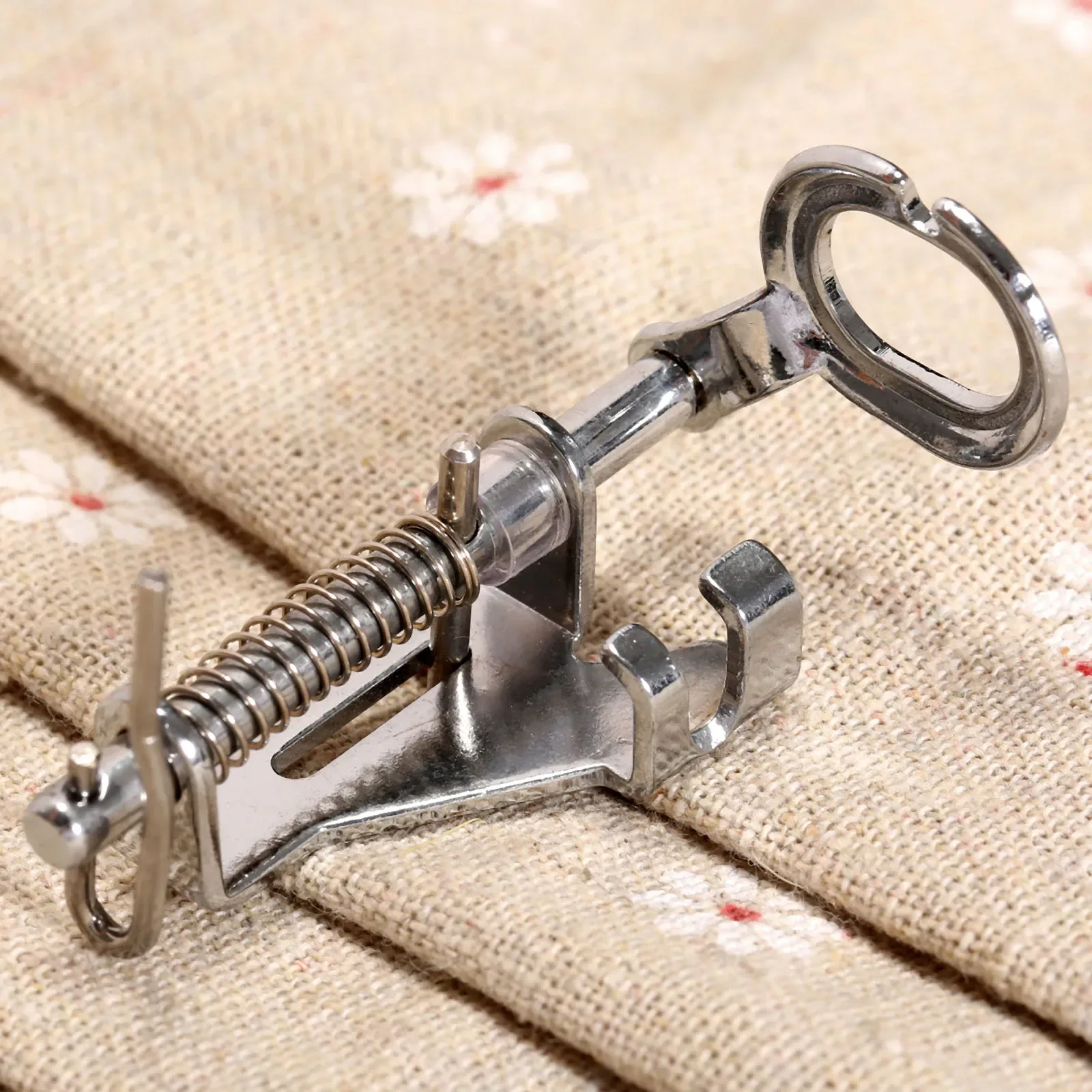 1Pc Free Motion Quilting Darning Embroidery Presser Foot for Brother Singer Janome Elna Household Multifunctional Sewing Machine
