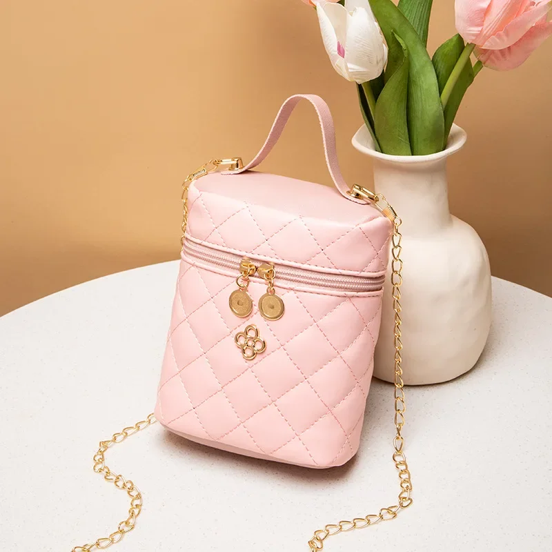 2023 Spring New Women\'s Bag Handheld Lingge Fresh and Sweet Shoulder Bag Chain Crossbody Flower Bucket Bag