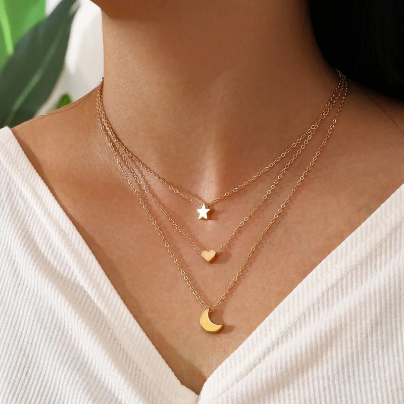 Punk Girl Fashion Necklace 2025 Korean Temperament New Necklace Simple Star Moon Love Multi-layer Necklace Women Bohemio