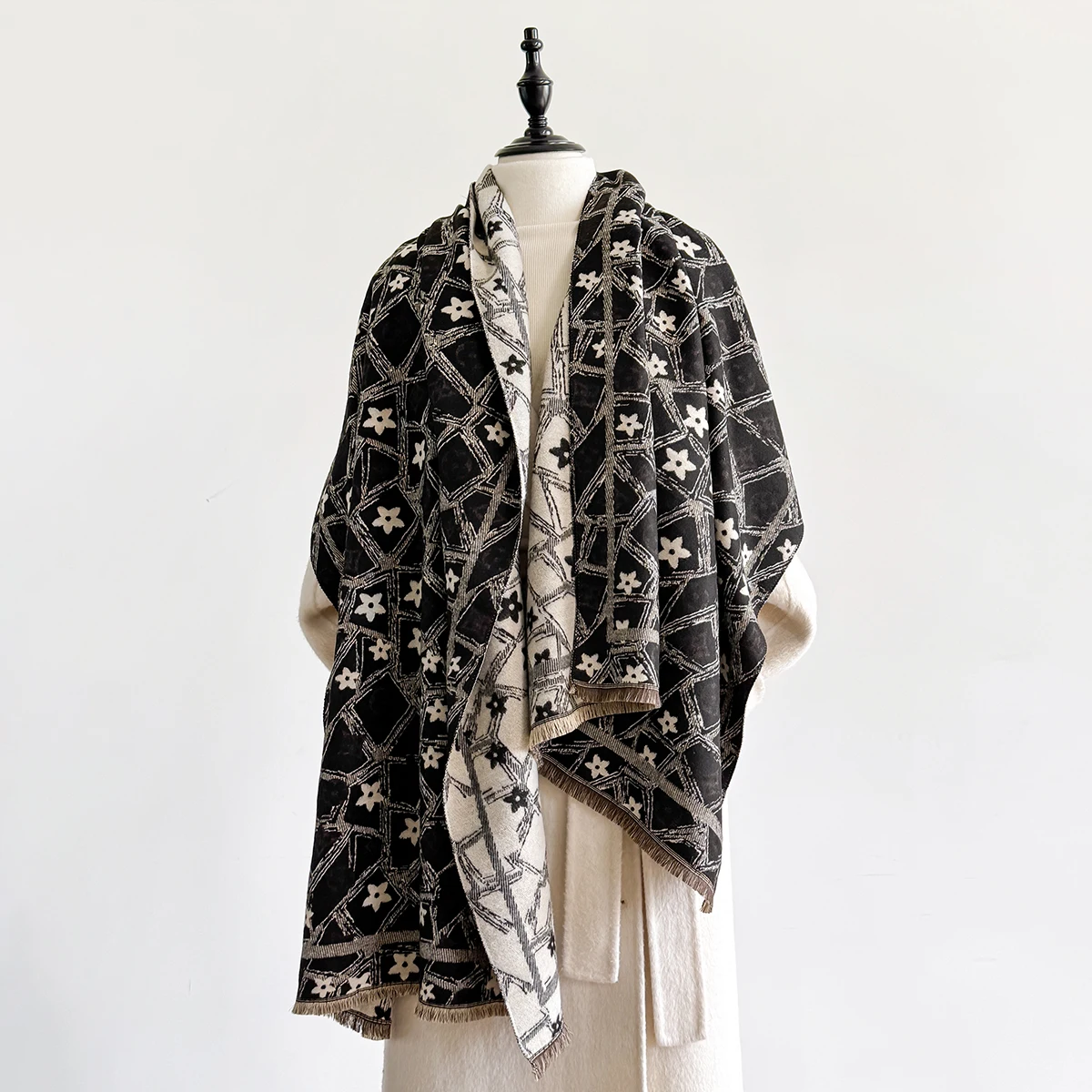 

Women's Fashion Warm Floral Poncho Imitation Cashmere Winter Scarf Shawl Wrap Thick Pashmina Blanket Soft Female Accessory