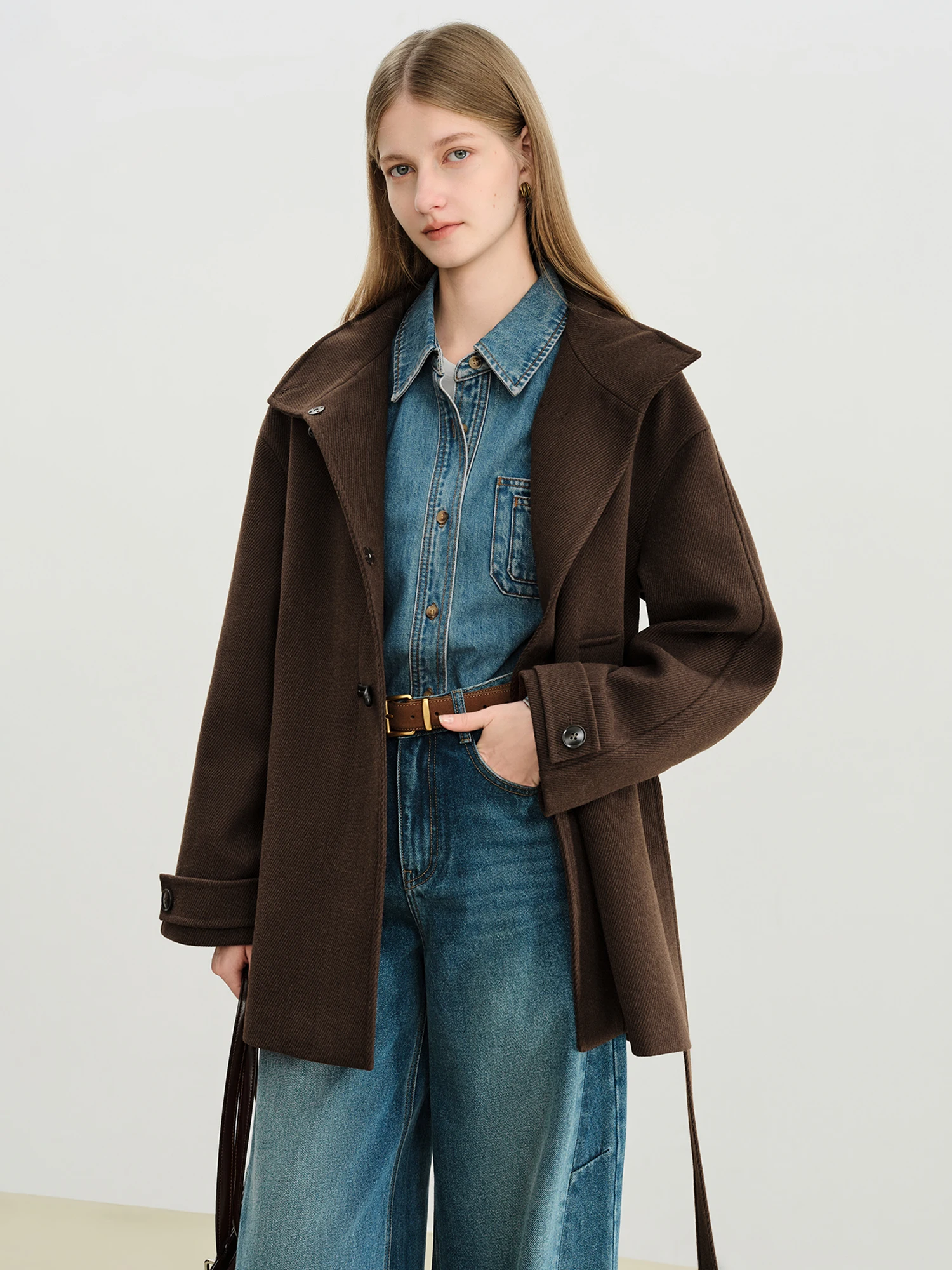 ZIQIAO Korean Style Horn Button Coat Women's Jackets 2025 Winter New Retro Cropped Coat Loose Leisure French Style