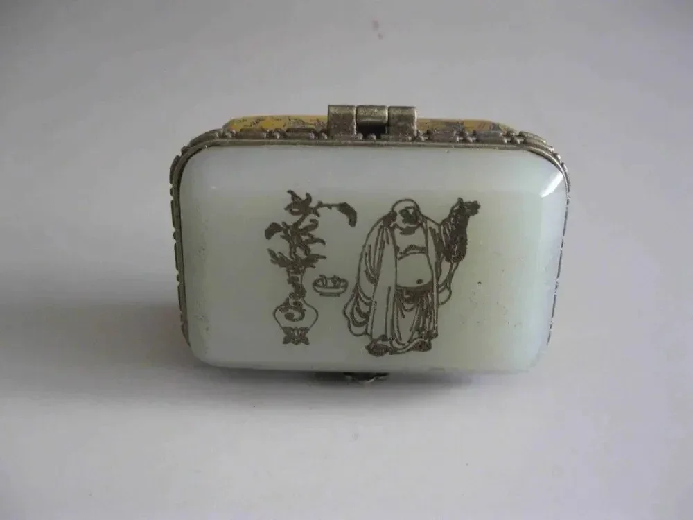 China Vintage Collectible Handwork Bone Inlay Jade Carving Buddha Fish Jewel Box