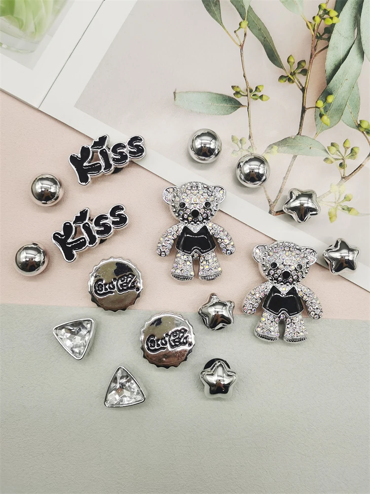 16PCS Silvery Bear Shoe Charms Decorations Removable Cap Clo