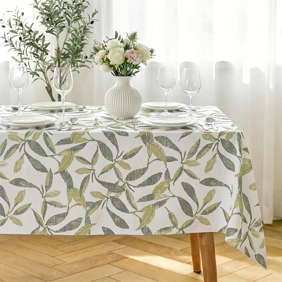 A Rectangular Tablecloth Featuring Watercolor Floral Designs, Made of Durable Polyester in a Rustic Farmhouse Style. It Is Washable And Suitable for Seasonal Indoor And Outdoor Decoration, Perfect for Home Living Rooms, Dining Rooms, And Kitchens