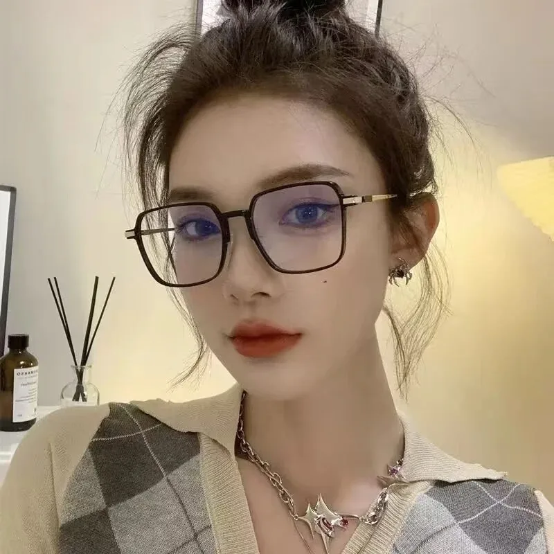 

Photochromic Anti Radiation Glasses Metal Eyeglass For Woman Men，gift
