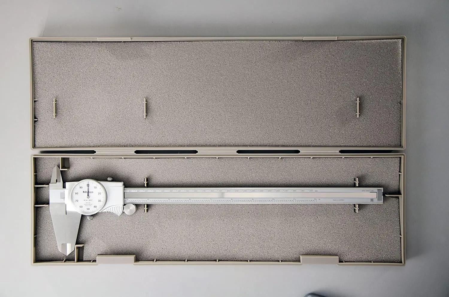 

Штангенциркуль с циферблатом 505-746, выпускной 001 дюйма, 0,1 дюйма на революцию, диапазон 0–12 дюймов, точность 0,002 дюйма, белая поверхность · Прямые продажи с фабрики