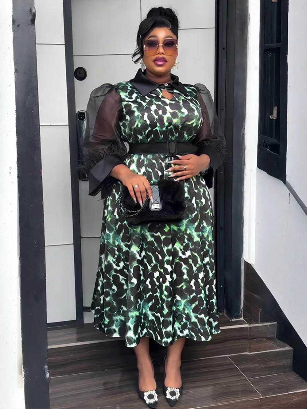 

Women's plus Size Fashionable Three-Quarter Sleeve Black Feather Lapel Printed Dress New 2025