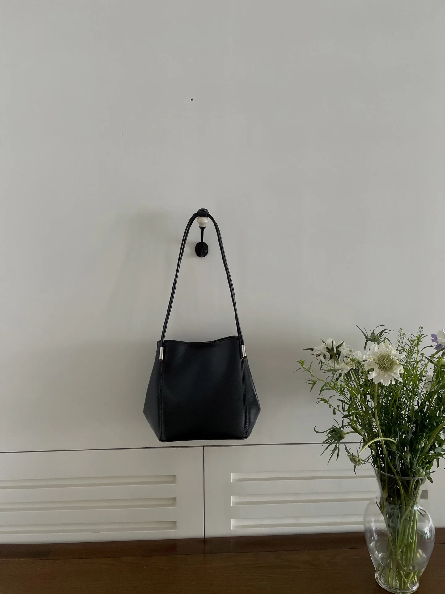 Dave&Di New Fashion French Medieval Style Cowhide Bucket Bag Retro Cowhide Shoulder Handmade Bag Women