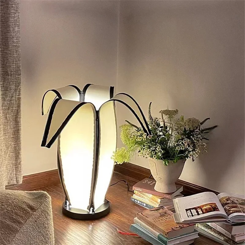 Imagem -02 - Criativa Banana Floor Lamp Quarto de Cabeceira Table Lamp Sala