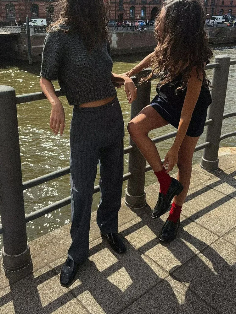 ファイオナブル オルト スヴェ Vネック ニットウェア レディース 秋の新作 リブトリム ロング丈 プルオーバー トップス (他ブランド)