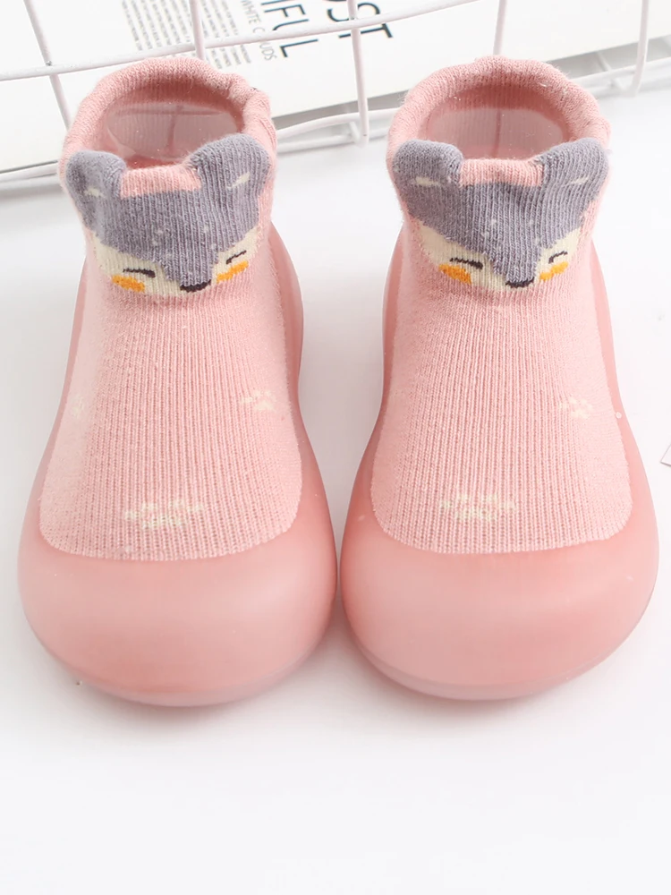 A Pair of Spring and Autumn Breathable Baby Cute Animal Pattern Soft Sole Anti Slip Walking Shoes