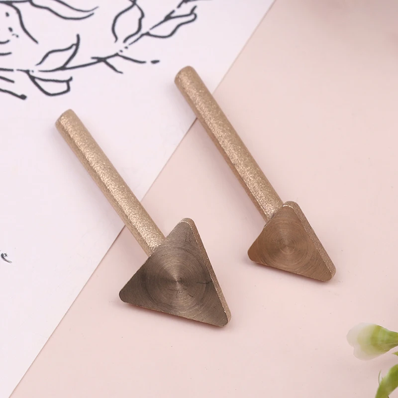 1Pcs Plastic repair triangular copper smoothing head triangular soldering iron copper head leather raft repair wrinkle ironing