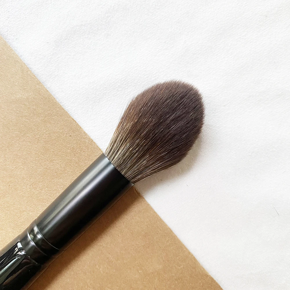 SCOTT Barnes Blush Brush Tapered Small Powder Brush #64 Soft Synthetic Hair Face Powder Blending Luxury Single Cosmetic Tool