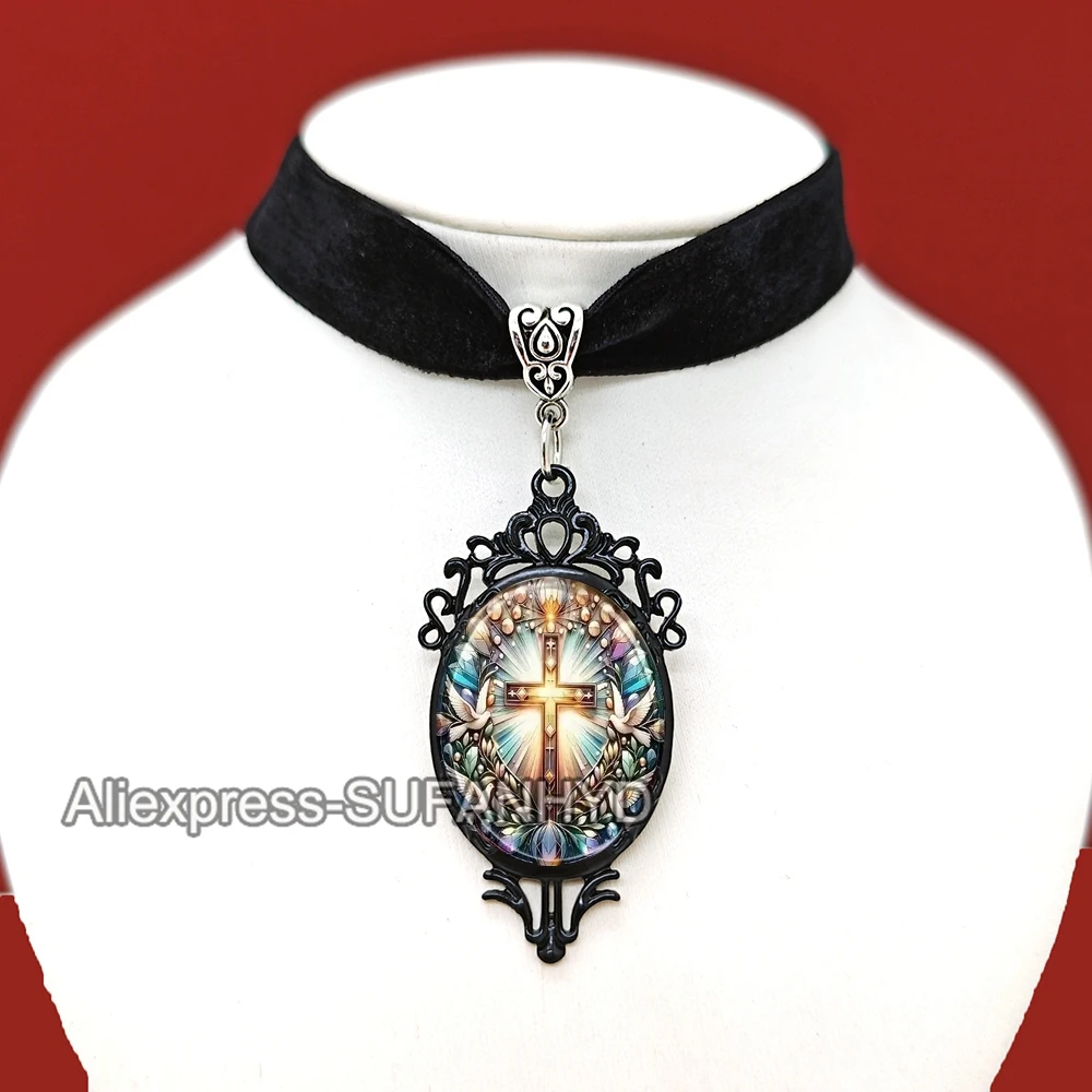 Vintage Gothic Black Velvet Cross Necklace for Women Ornate Punk Gothic Hip Hop Choker