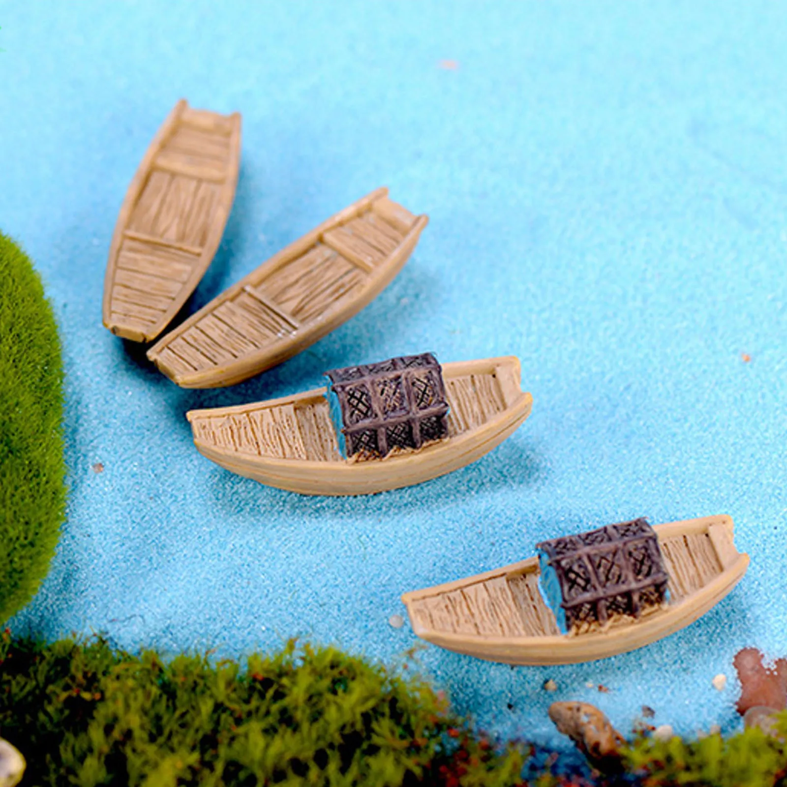 Miniatures Resin Boat Retro Mini Figurines Awning Boats Micro Landscape Dollhouse Bonsai Ornaments Art Crafts Garden Decoration