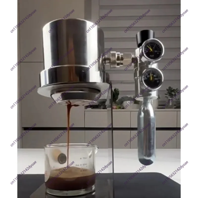 Portable Pneumatic Coffee Maker - 9Bar Extraction Stainless Steel Household Italian Espresso Machine