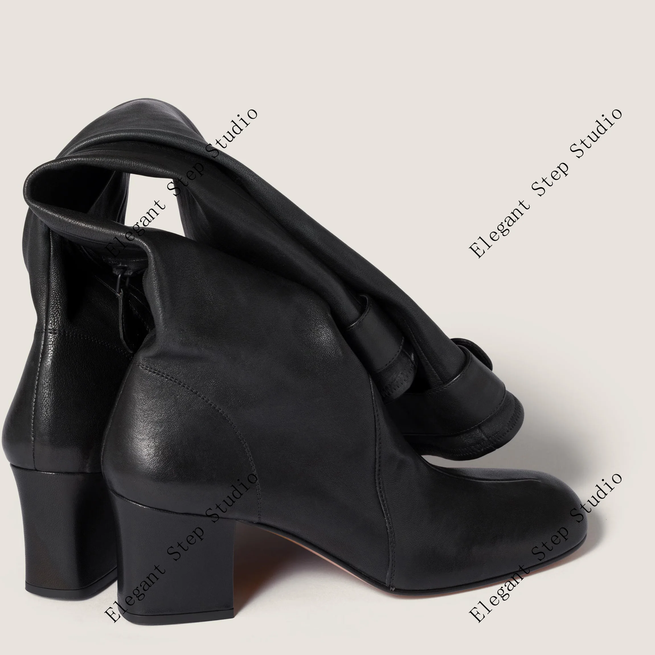 Zapatos de Mujer Botas de Piel Nappa Hebilla Runway Negro