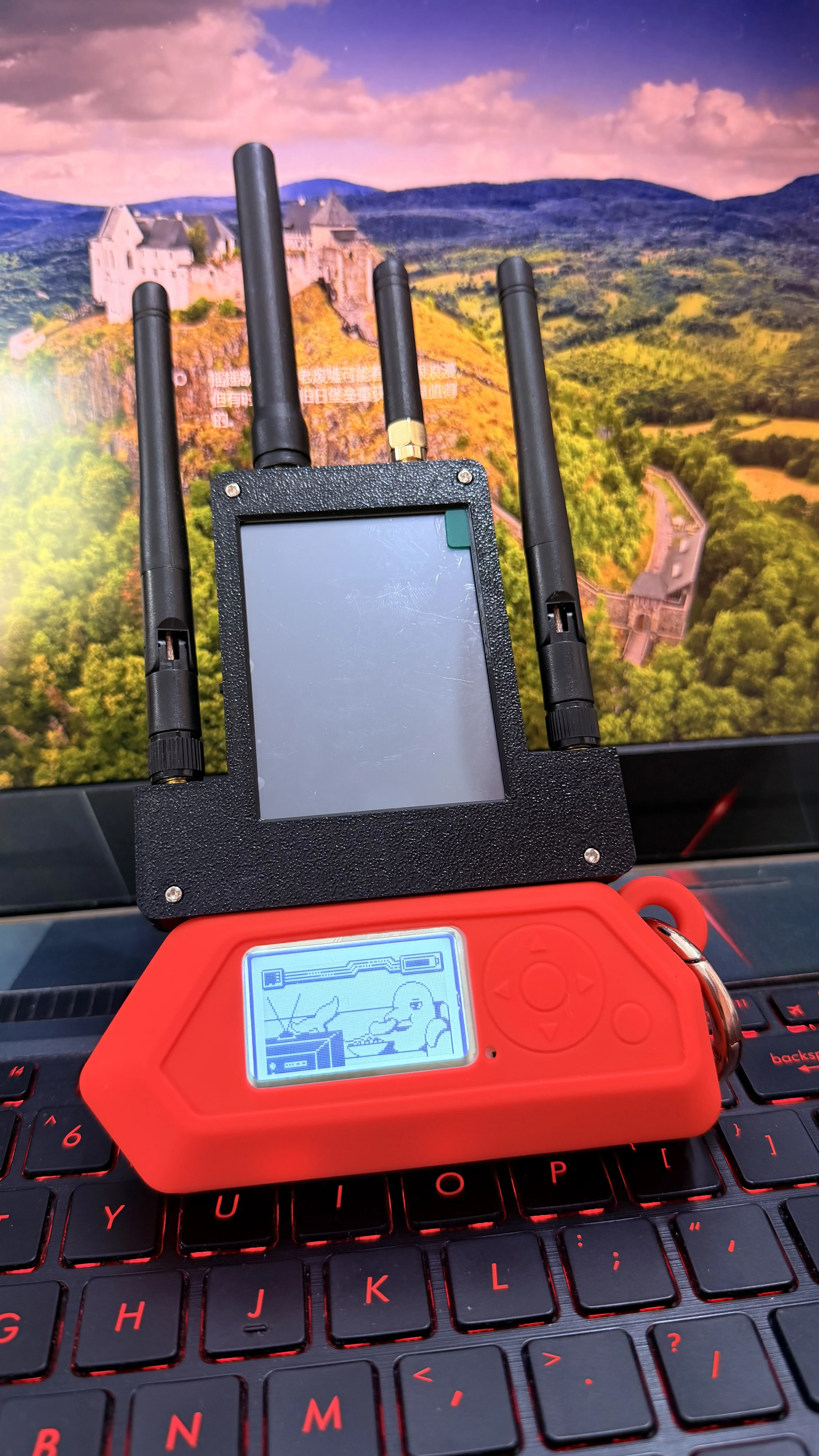 Módulo WiFi ESP32-C5 5G 4 en 1 Compatible con Flipper Zero CC1101 433MHz Pantalla de 2.8 Pulgadas