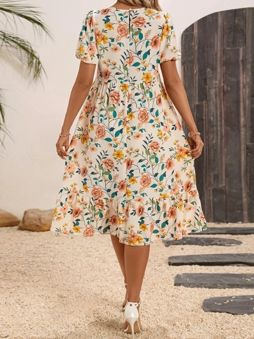 Round Neck Floral Print Short Sleeved Commuting Dress for Women Elegant Women's Loose Dresses