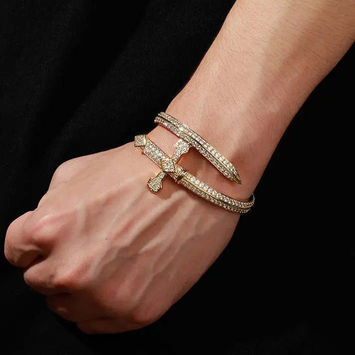 أوروبا والولايات المتحدة كامل الماس سيف العدالة الهيب هوب سوار Ins المتخصصة تصميم الشعور المتقدم للمجوهرات الرجالية