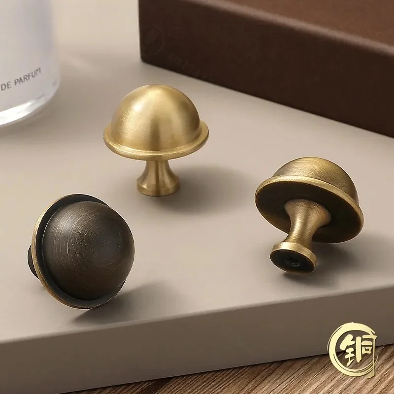 High Grade Brass Single Hole Small Handle Drawer Pull French Gold Light Luxury Furniture Cabinet Wardrobe Door Knob