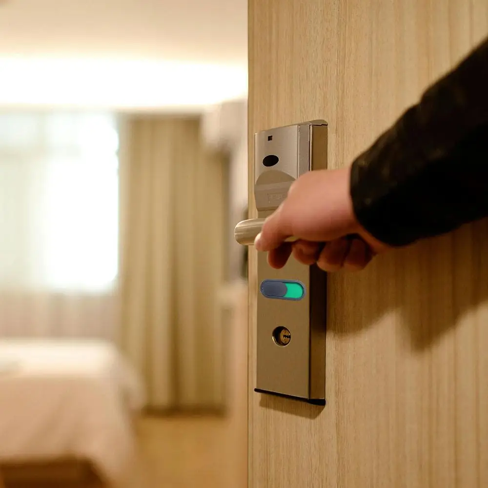 Slider Open Do Not Disturb Sign Acrylic 10*4cm Toilet Door Vacant Occupied Signboard Durable oval Bathroom Indicator Door