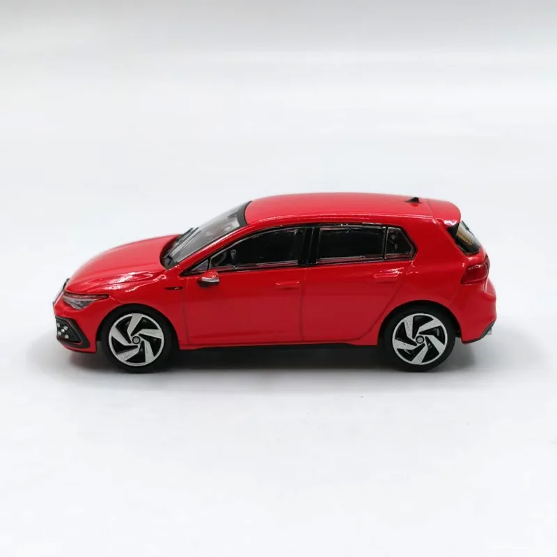GCD 1:64 Volkswagen Golf GTI مسدس فولاذي صغير محاكاة مصغرة نموذج سيارة ثابت مجموعة عرض لعبة هدية للأطفال.