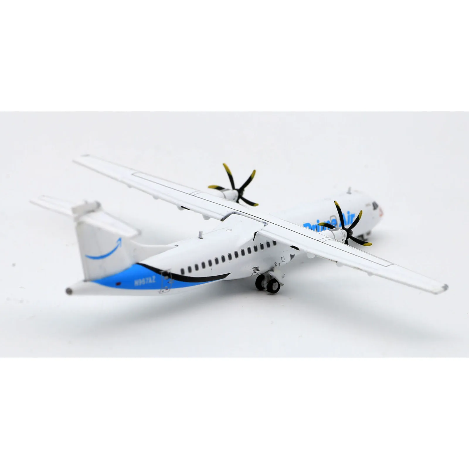 XX4500 Alloy Collectible Plane Gift JC Wings 1:400 Amazon Prime ATR 72-500F Diecast Aircraft Model N967AZ