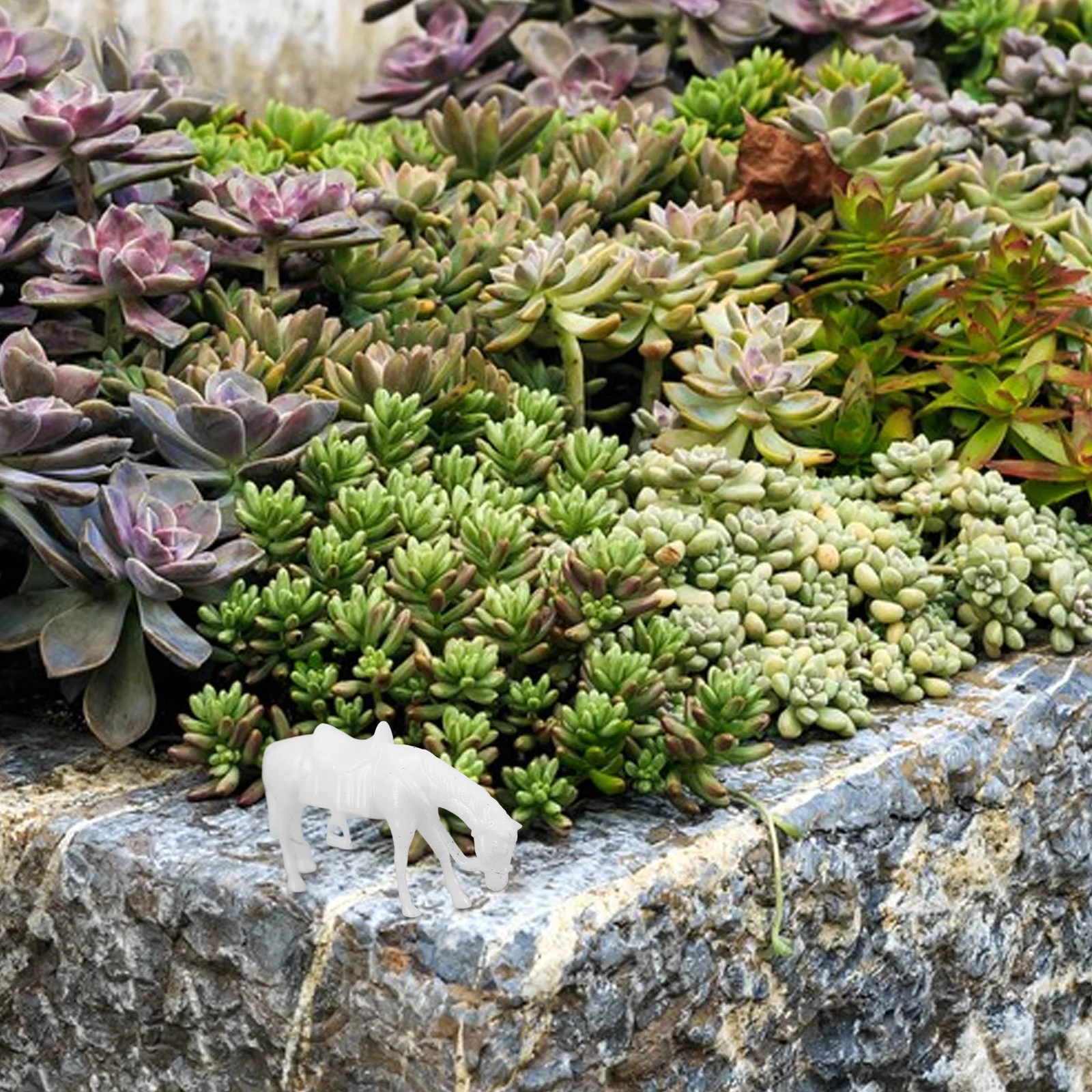 

3pcs Mini Resin Standing Horse Decor For Home Office Desk Table Garden Ornament Animal Statue Modern Horse Sculpture