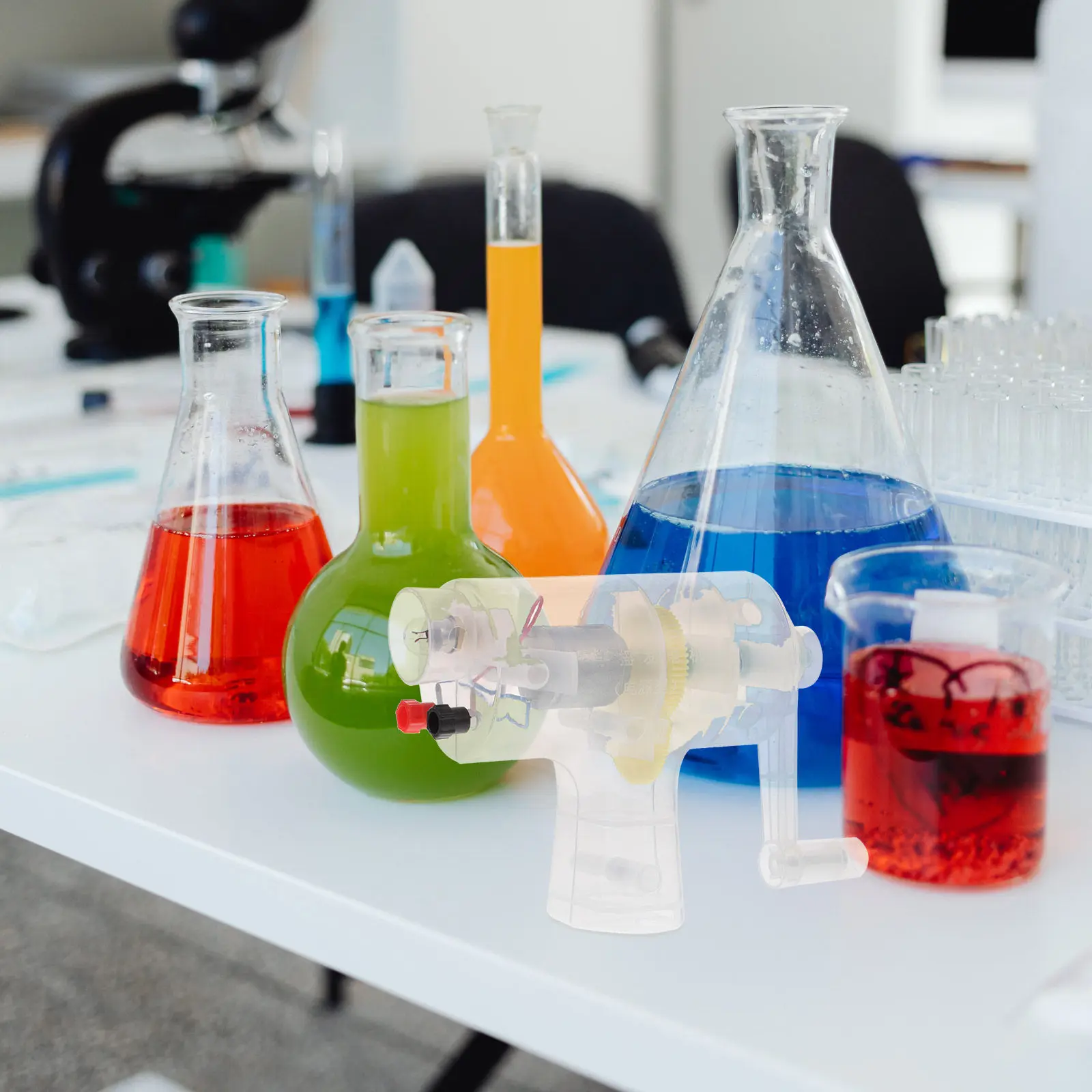 

Набор для научных экспериментов: ручной генератор электричества для детей и студентов, портативный, компактный, образовательный инструмент для демонстрации энергии