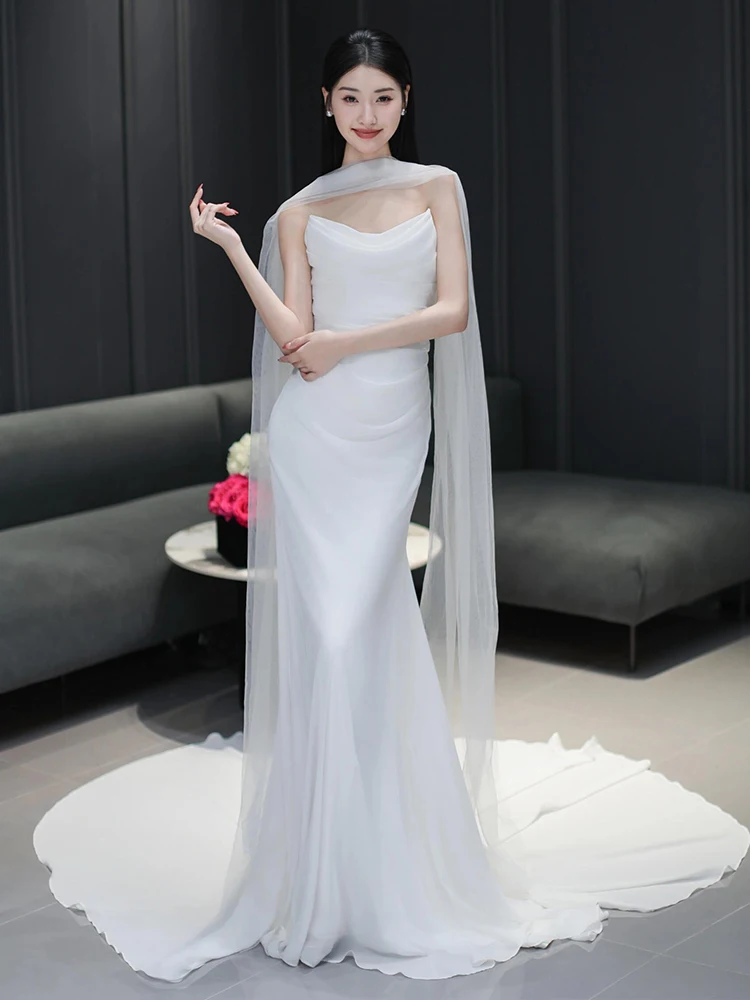 

Ele Satin Bridal Gown Svel Tailored Waist Fi Tail Dr Wedding Dr Simple Chic Forest System Super Fairy New B...