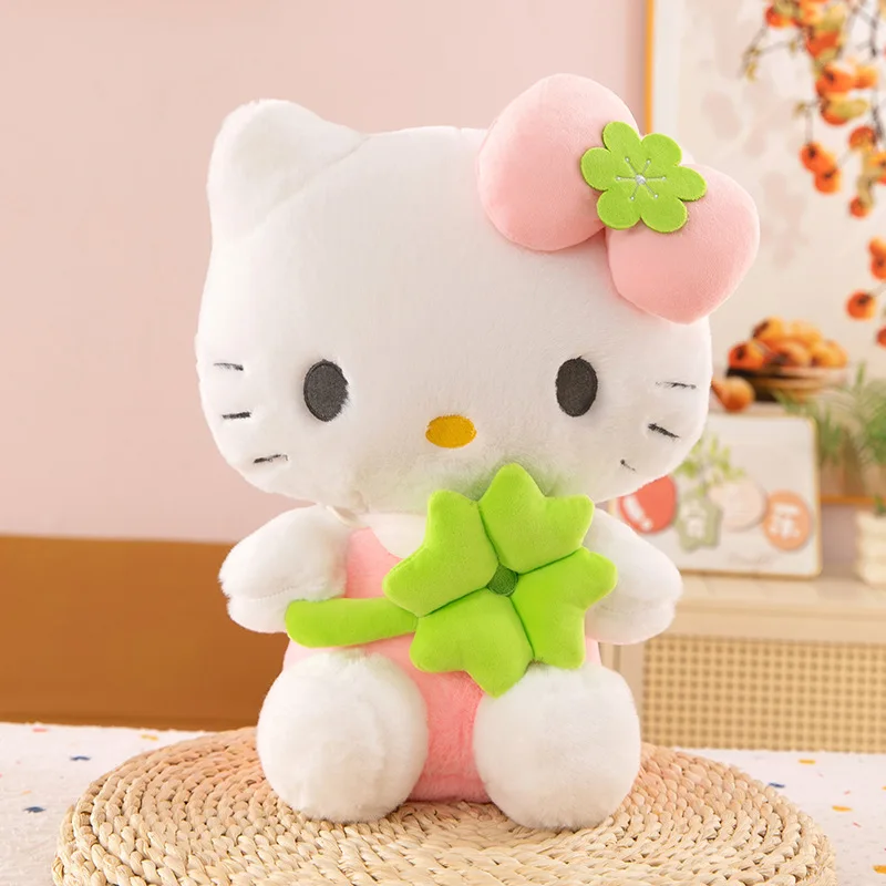 Sanrio Lucky trèfle à quatre feuilles Hello Kitty peluche chaton oreiller mignon peluche pour enfants anniversaire cadeau de noël pour les filles