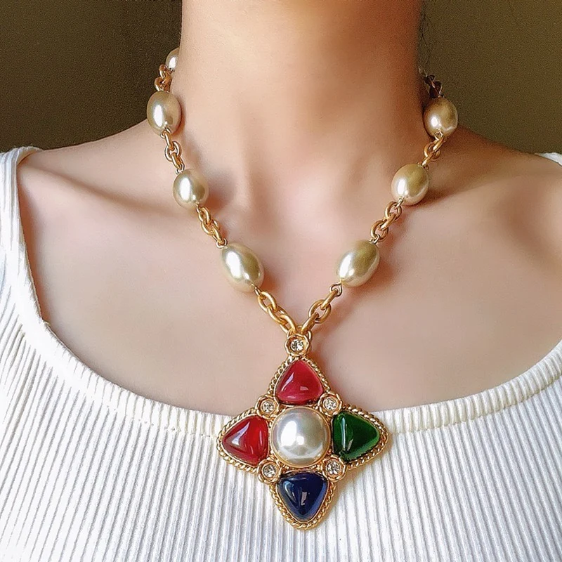 

Medieval exquisite twist character glass pearl necklace