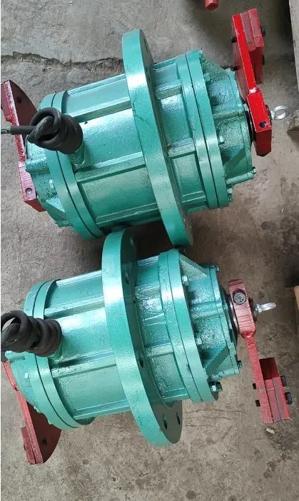 Motor vibratório vertical série Yzul confiável e durável com componentes de rolamento central diretamente da China