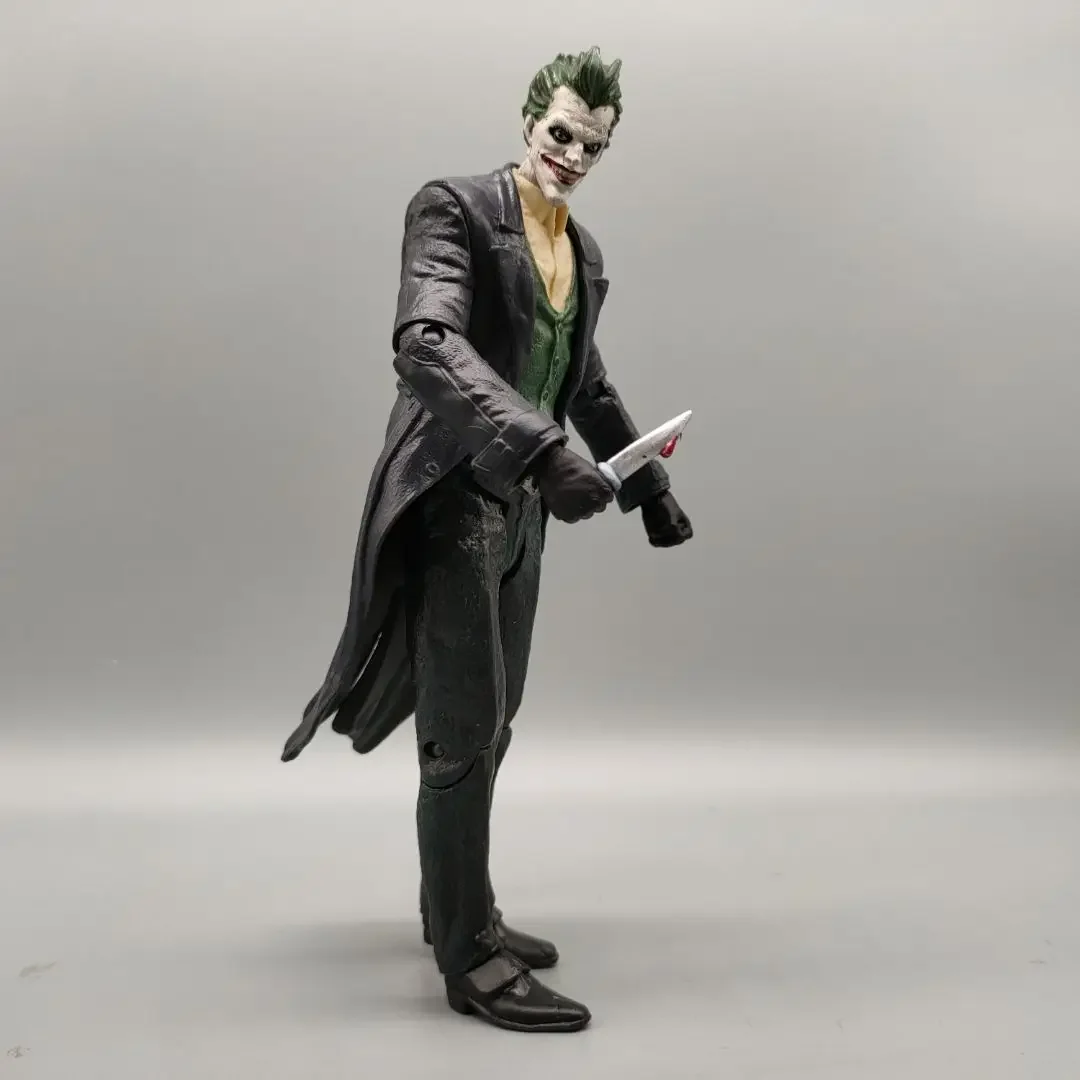 DCC Collectibles Joke-Man with Knife Ark-ham Origins 7" Loose Action Figure - view 5