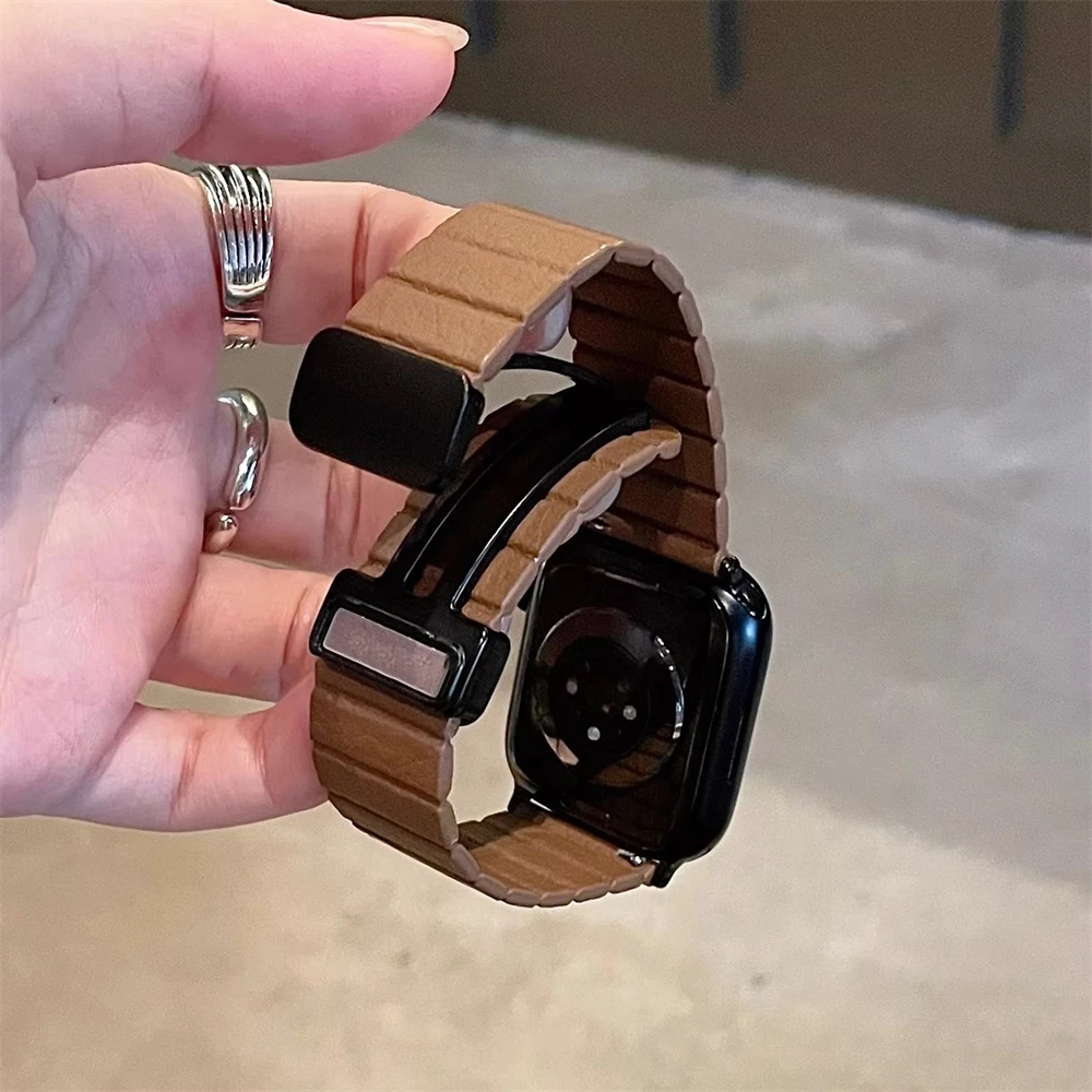 INS Luxury PU Leather Band For Apple Watch 44 40 45 41 49 42 38mm Magnetic Buckle Soft Strap For Ultra Series 9 8 SE 7 6 5 4 3