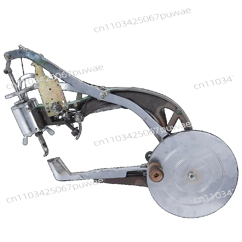 Sewing machine for thick materials, shoe repair machine, and cotton slippers