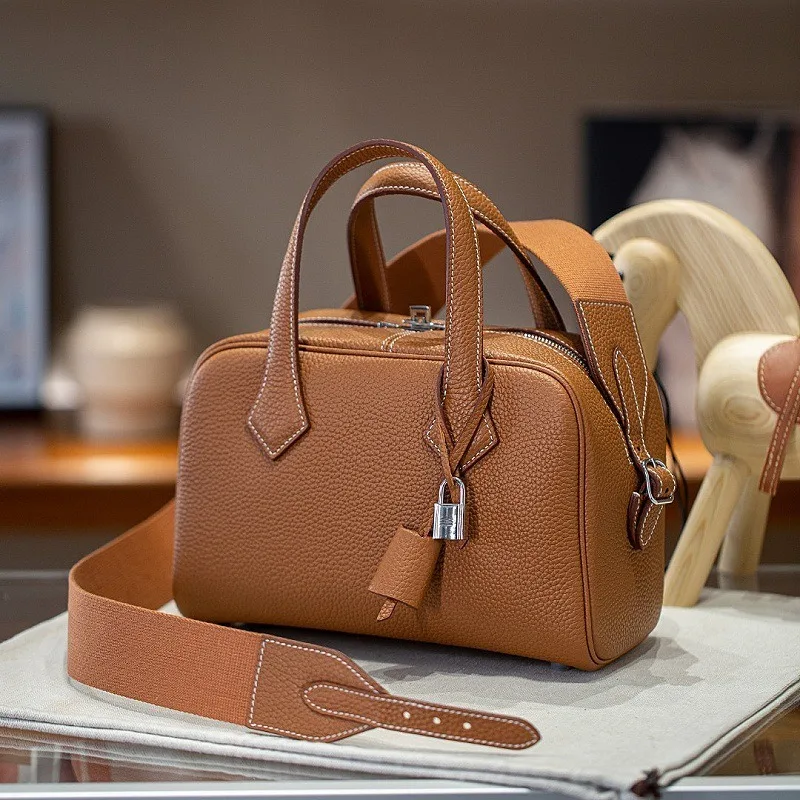 Light Luxury High-quality Bowling Bag TC Cowhide Women's Bag Fashionable Versatile Casual Portable Messenger Bag Large Capacity