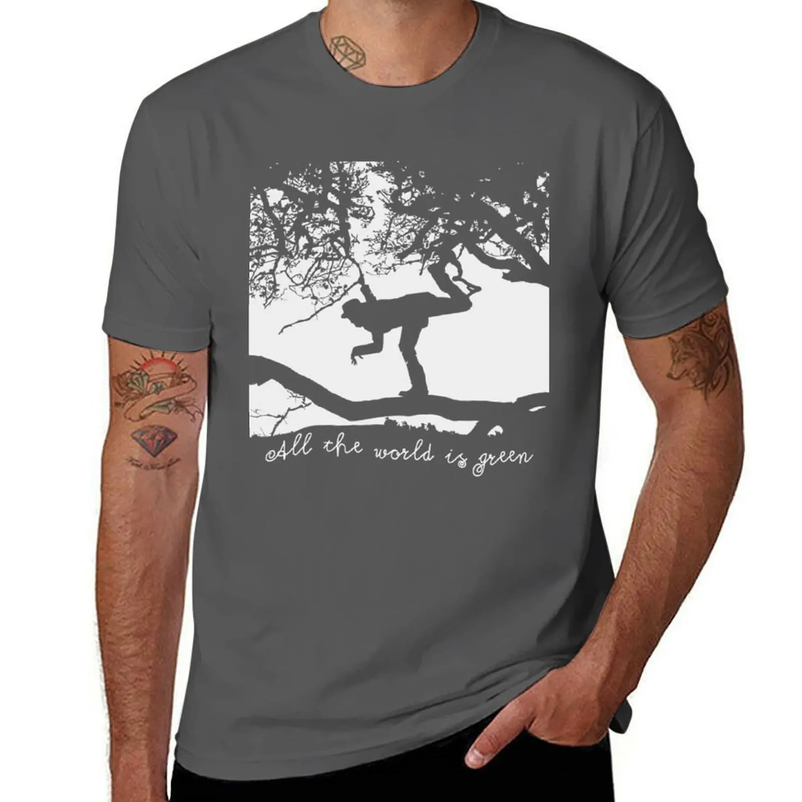 

All Green Waits Tom World - is the T-Shirt Halloween Theme T-Shirt