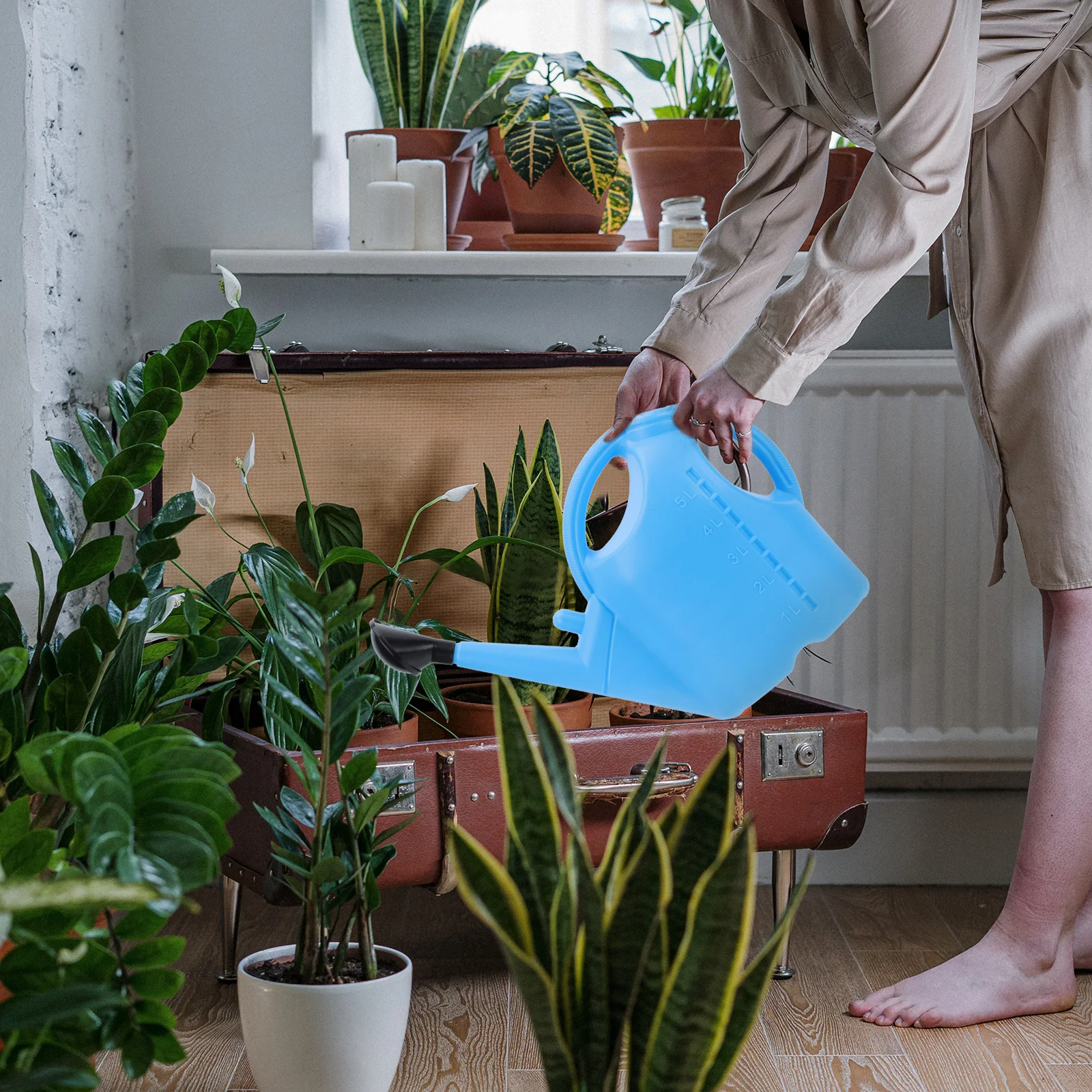 

Plastic Watering Can Long Spout Durable Safe Excellent Water Effect Delicate Column Garden Tool Plant Kettle Pot Flower Sprayer