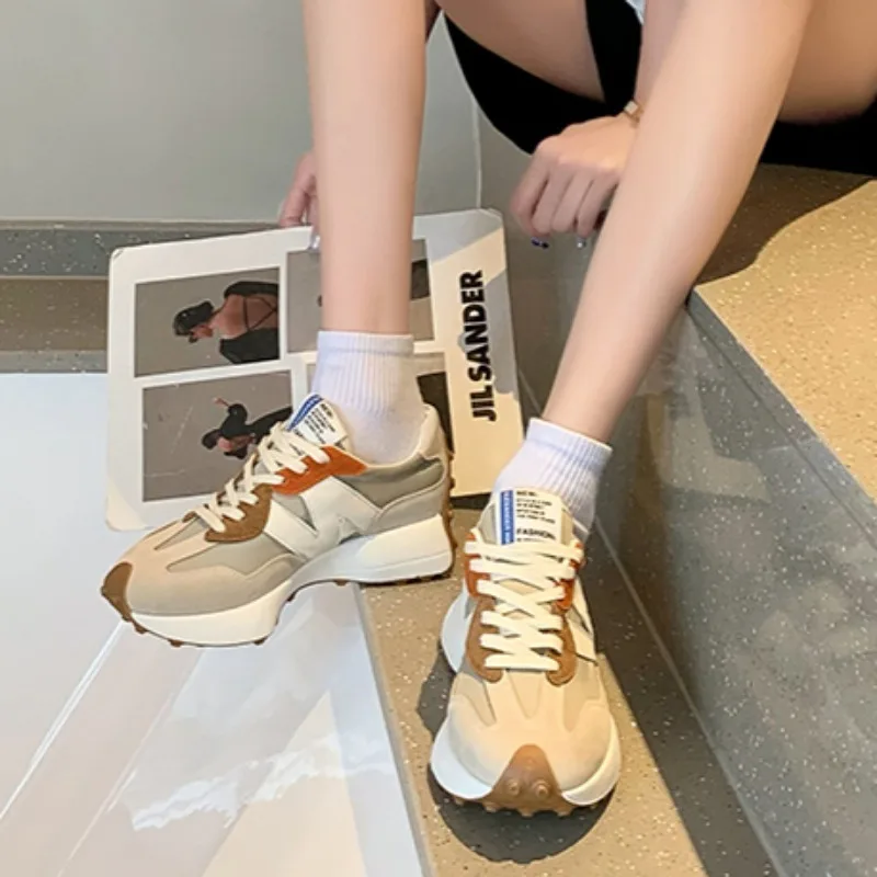 2024Womens Spring New Style Fashion Color Matching Designer Thick Sole Comfortable Casual Shoes Outdoor Walking Vulcanized Shoes