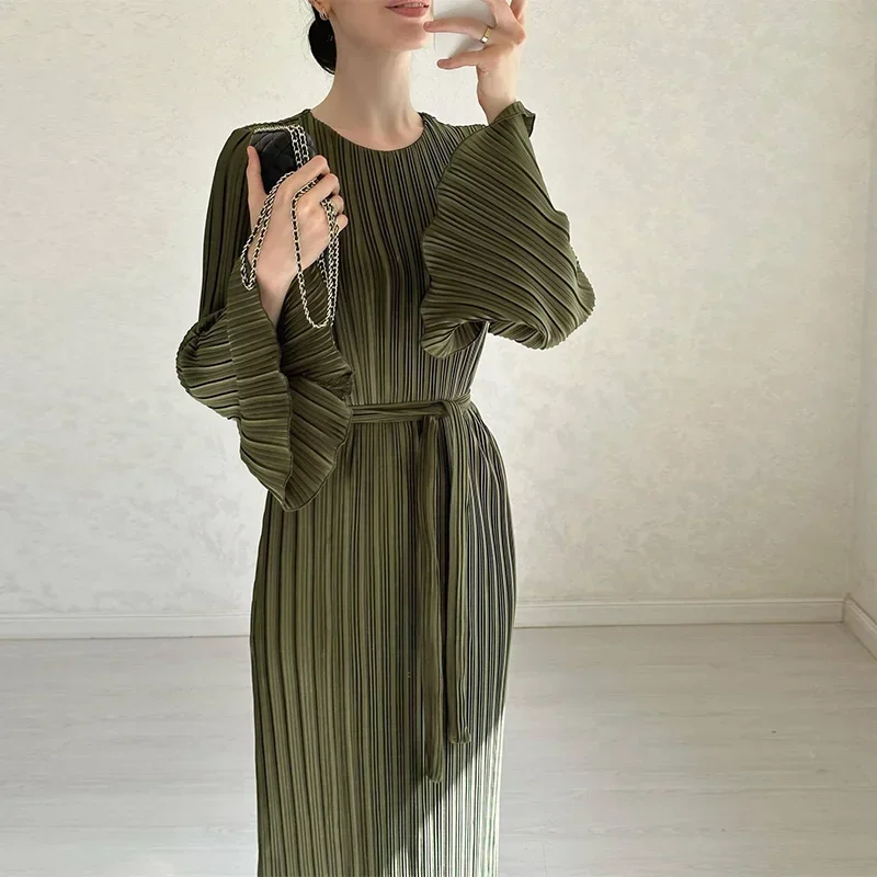 Elegant Pleated Dress Women Round Neck Belt Gathered Waist Solid Color Long Dresses Party 2024 Spring New